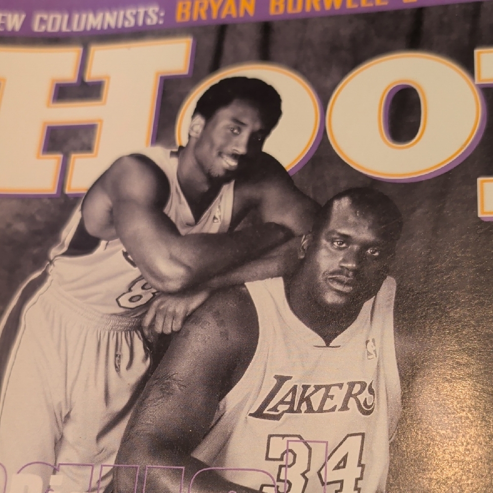 Hoop Magazine December 2000 Issue - Picture 3 of 8